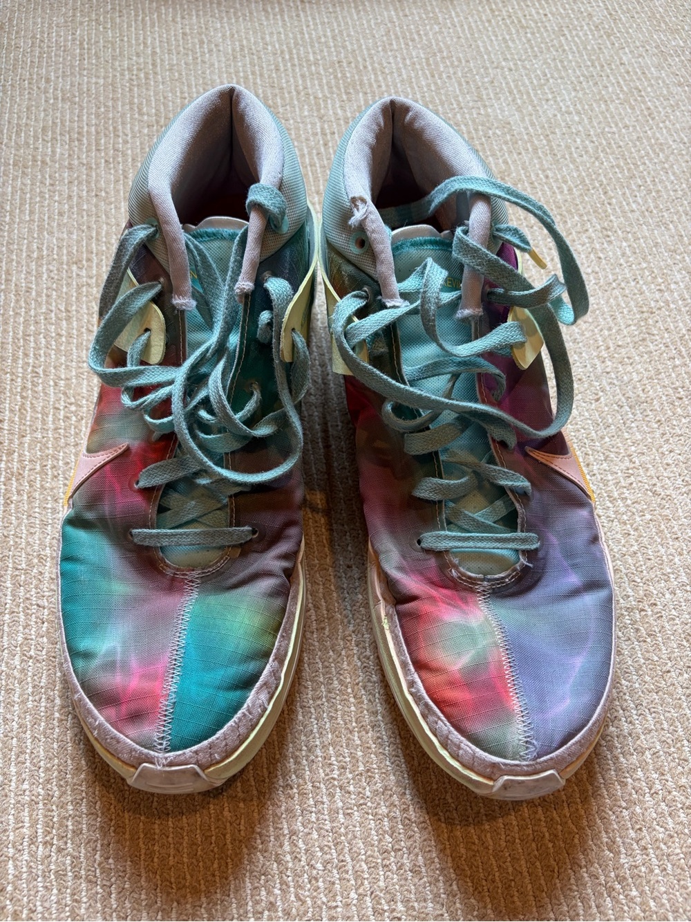 Kevin Durant KD Multicolor Tie-Dye Basketball Sneakers